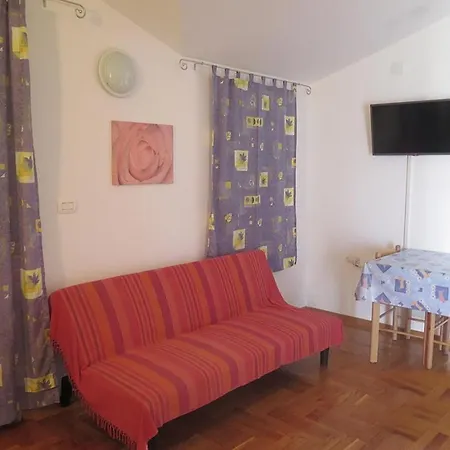 Studio In With Balcony, Air Condition, Wifi Lejlighed Poreč