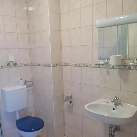 Studio In With Balcony, Air Condition, Wifi *