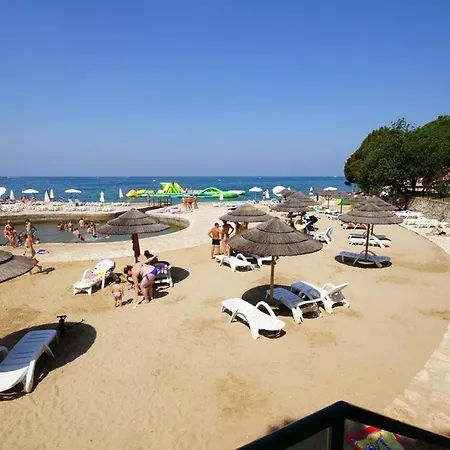 Studio In With Balcony, Air Condition, Wifi Poreč